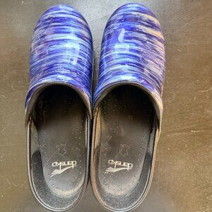 Dansko clog shoes blue striped size 39